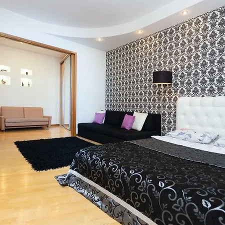 Internatsionalnaya 13 Apt * Минск